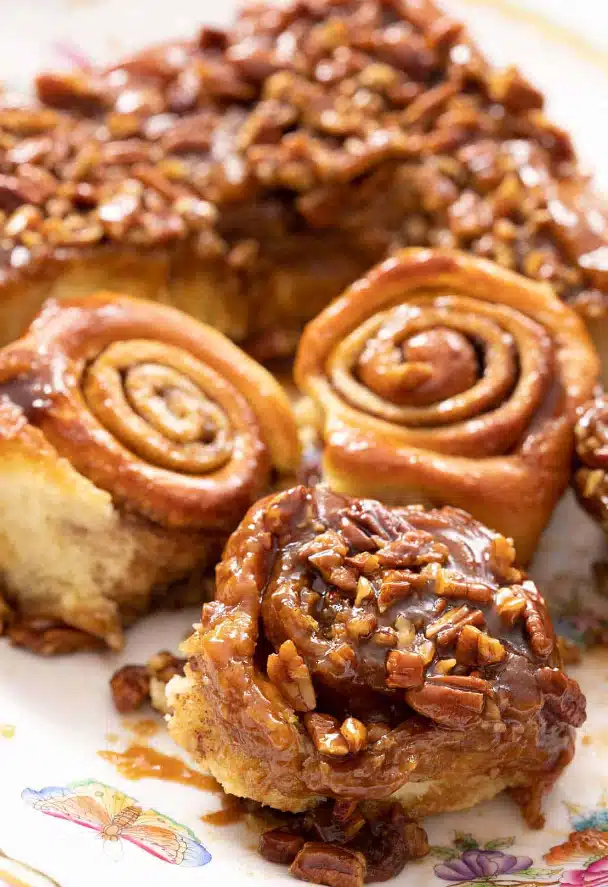 Explore Sticky Buns vs. Cinnamon Rolls and find your favorite pastry in this delicious comparison of flavors and textures.