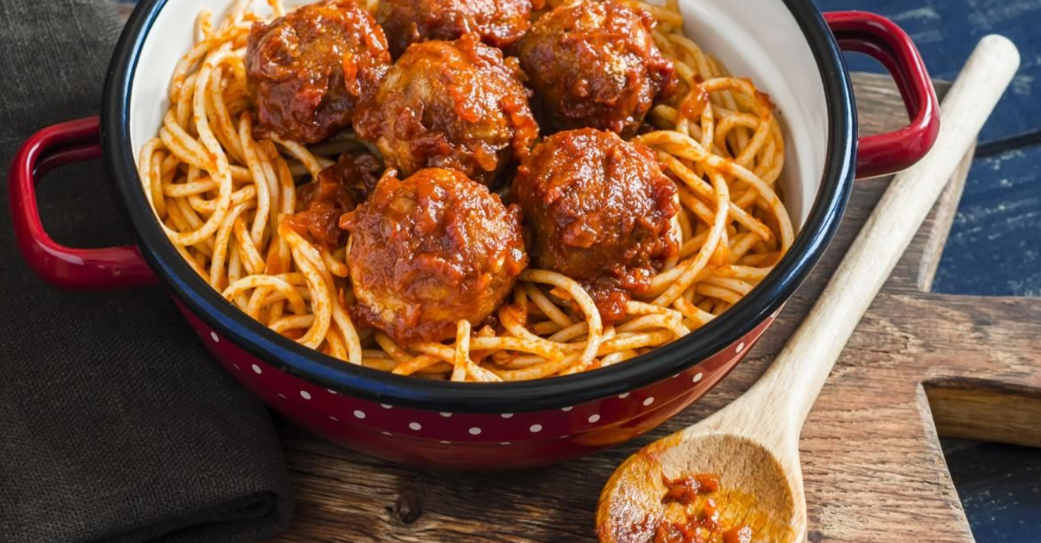 Learn How Does Gordon Ramsay Cook Meatballs. Delve into his techniques, ingredients, and pairings for culinary excellence.